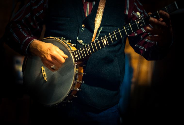 Banjo player